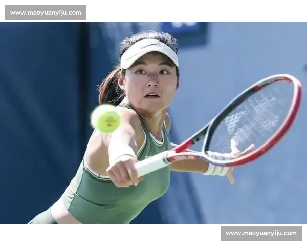 31 岁王雅繁三盘逆转！香港赛扛住赛点挺进 16 强