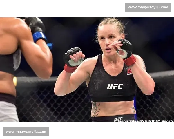 五回合血战加冕！邓恩制服杨迪罗巴，成 UFC 草量级新王