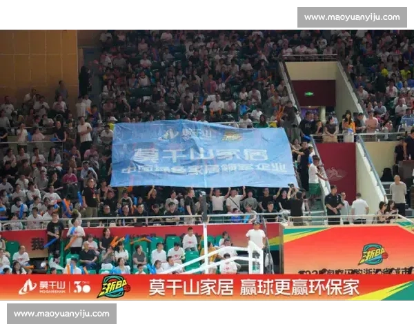 杭州 “侨 BA” 开赛:篮球为桥,侨青逐梦展锋芒 杭州 “侨 BA” 开赛:篮球为桥,侨青逐梦展锋芒