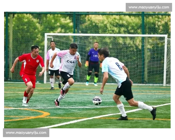 草根足球不是 “避管挡箭牌”：规范方能长青