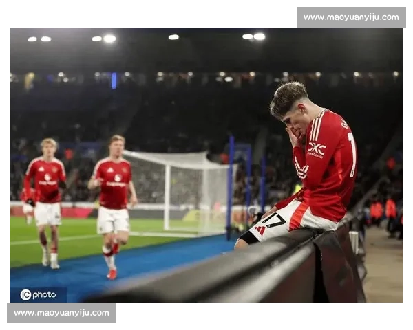 红魔强势出击曼联对决莱斯特城精彩集锦全回顾攻防大战焦点瞬间尽收眼底 红魔强势出击曼联对决莱斯特城精彩集锦全回顾攻防大战焦点瞬间尽收眼底